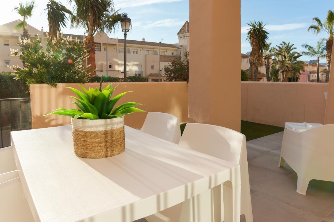 Surf Apartment - Wifi - Parking - Swimming Pool - Patio - Garden Tarifa Zewnętrze zdjęcie