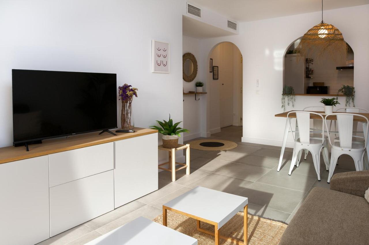 Surf Apartment - Wifi - Parking - Swimming Pool - Patio - Garden Tarifa Zewnętrze zdjęcie